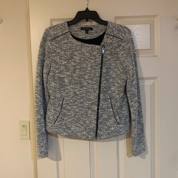 NWOT Banana Republic Black/Ivory Tweed Lined Short Jacket sz 6 - Picture 1 of 7